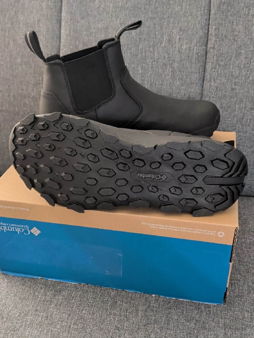 Columbia Men's Adventurer Chelsea Boots - Picture 6 of 6